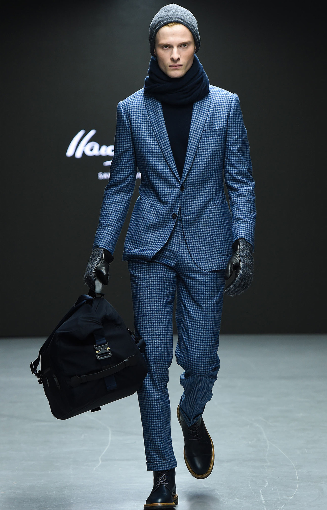 Hardy Amies <br>Fall 2015 Menswear <br>Look 21